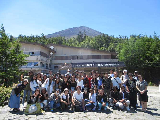 水野外語学院 富士山バス旅行